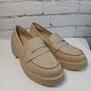 WOMENS MADDEN GIRL SUEDE PLATFORM PENNY LOAFERS CREAM COLOR NWOT SIZE 10